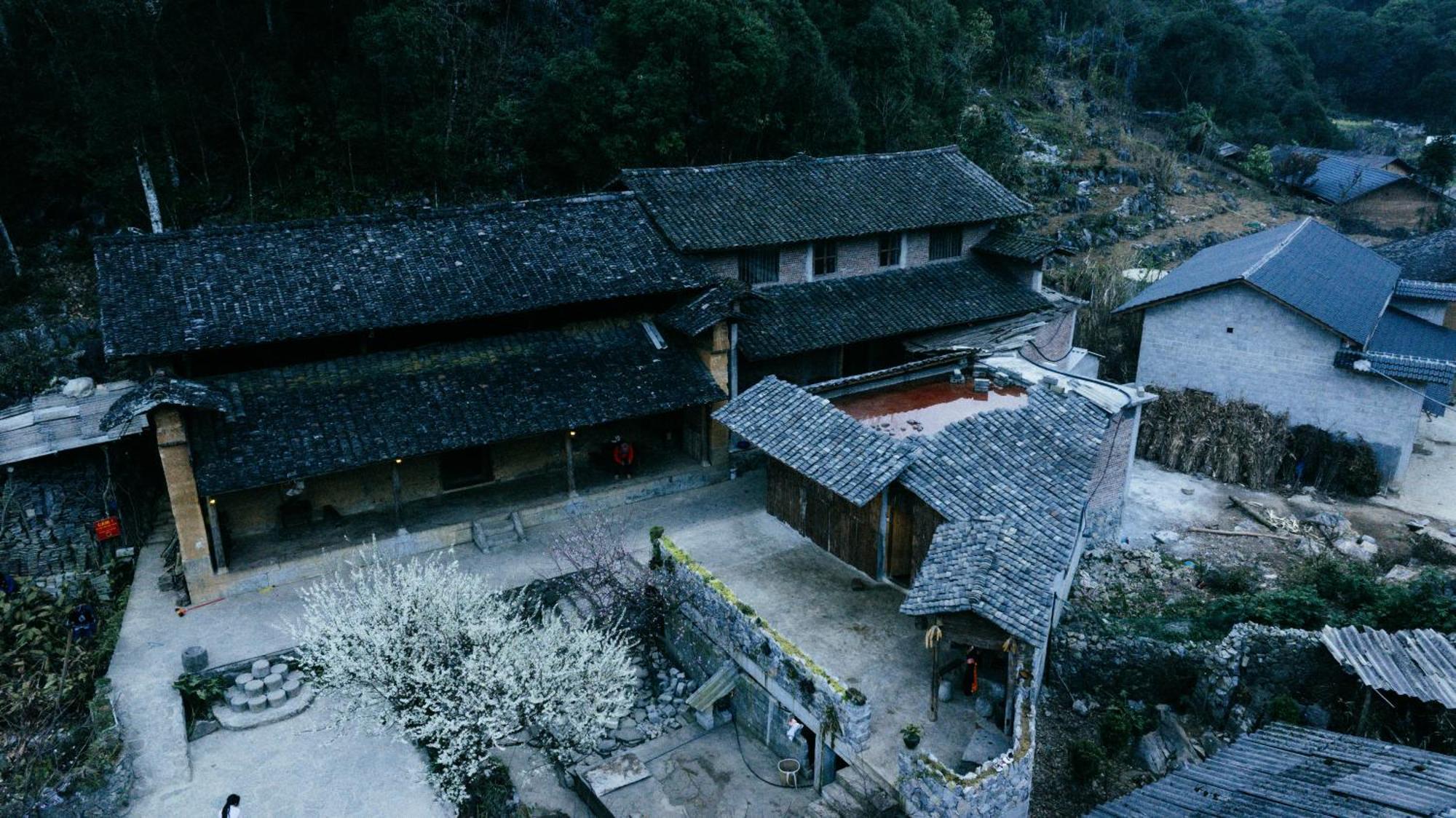 Nha Co Lao Xa Homestay Hmong & Bungalow Air Conditioner Dong Van  Eksteriør billede